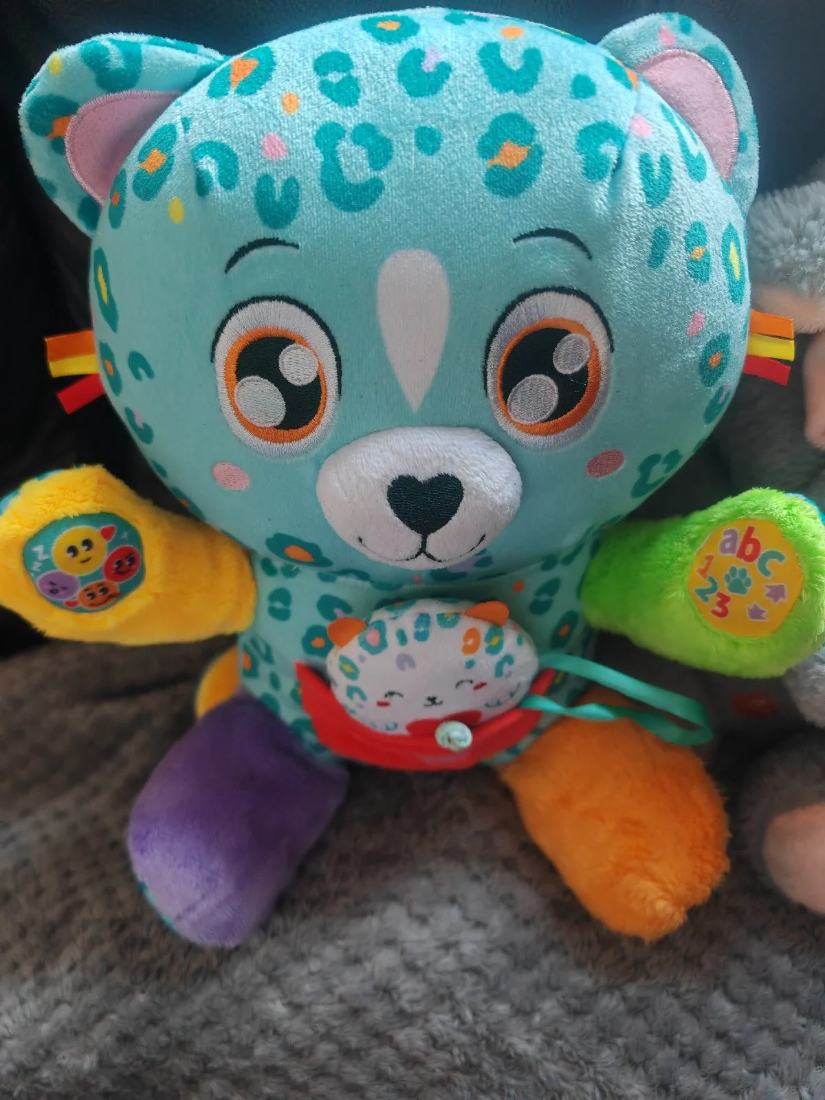 Clementoni Cleo and leo interactive leopard plush toy