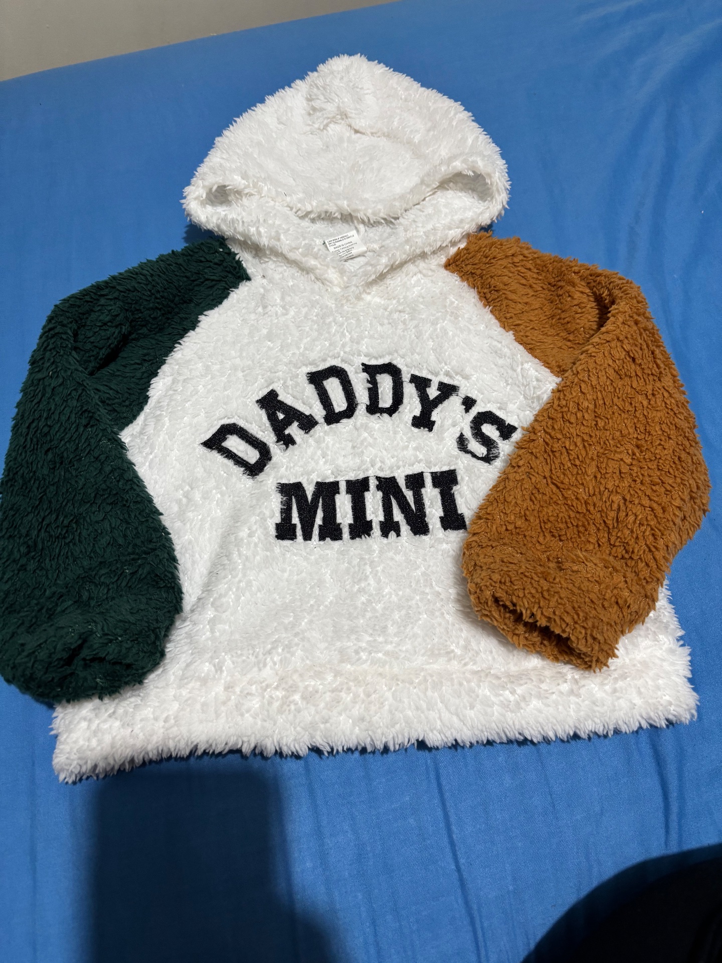 Boys hooded jumper 5y