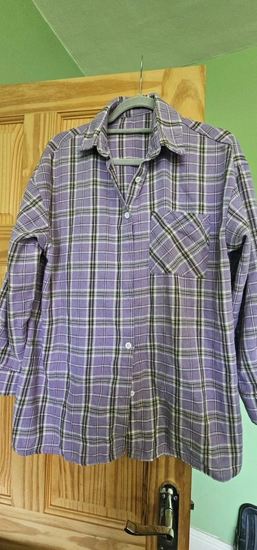 🥰🥰Size L purple checked long sleeved button shirt autumn wear
