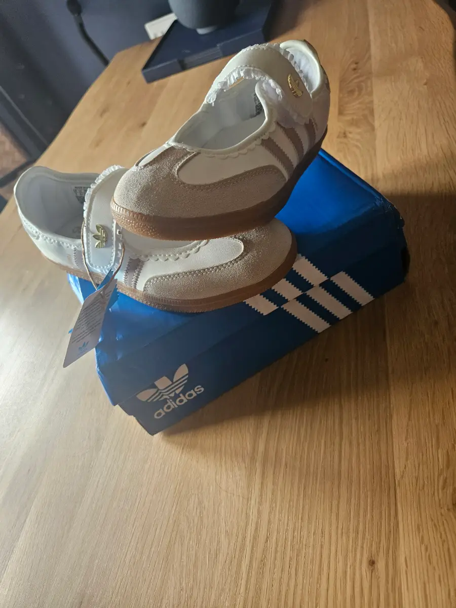Adidas Mary janes