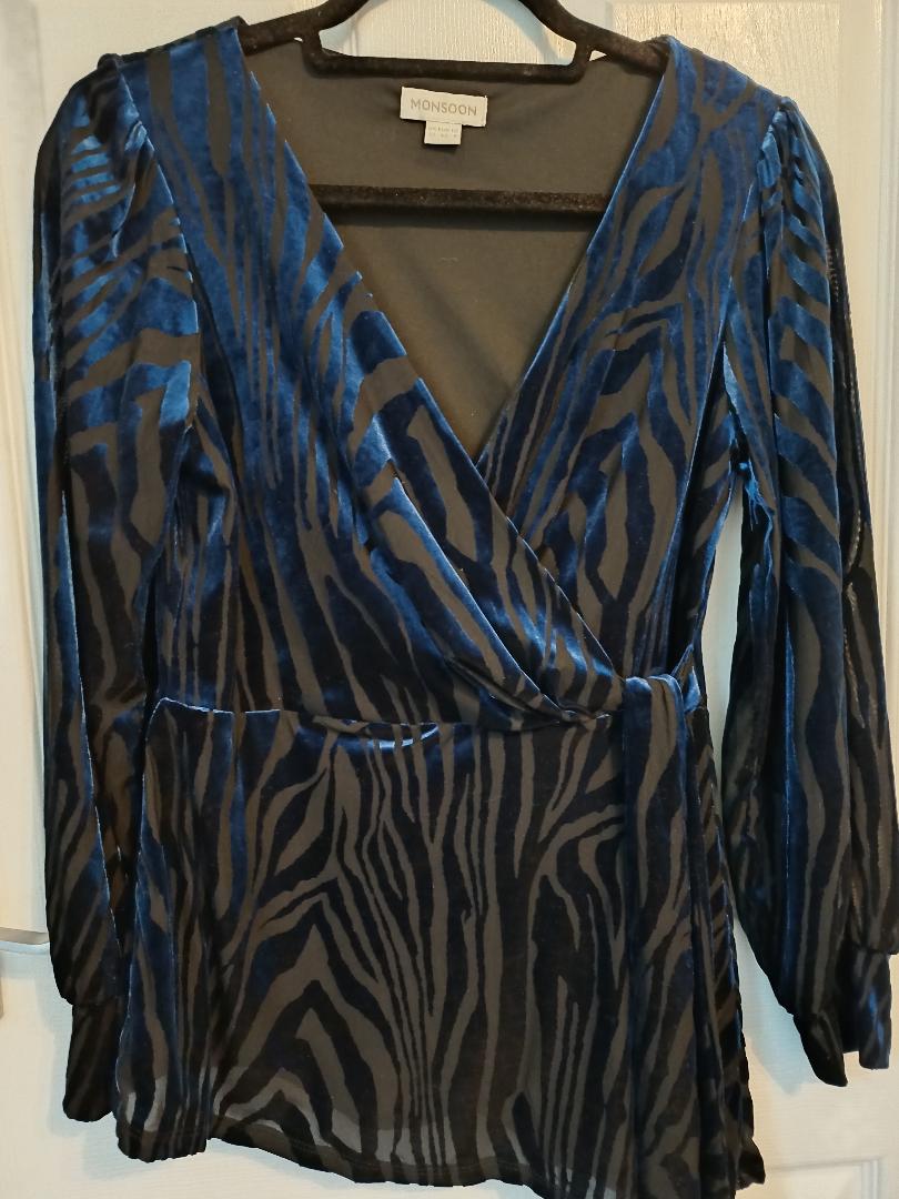 Monsoon Asymmetrical Hem Devore Faux Wrap Top. Size 12