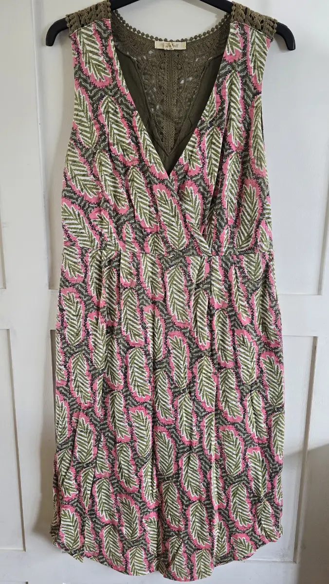 White stuff crochet leaf print v-neck shift knee length summer dress size 10 uk