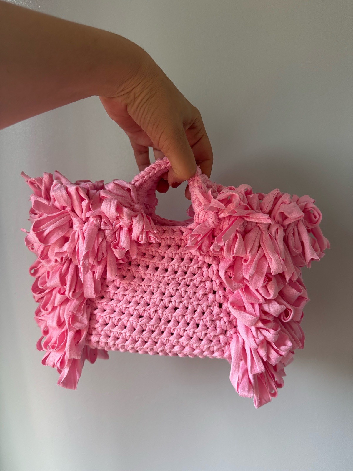 Artisanal Puffy Pink Loop-Stitch Crochet Handbag with Lining