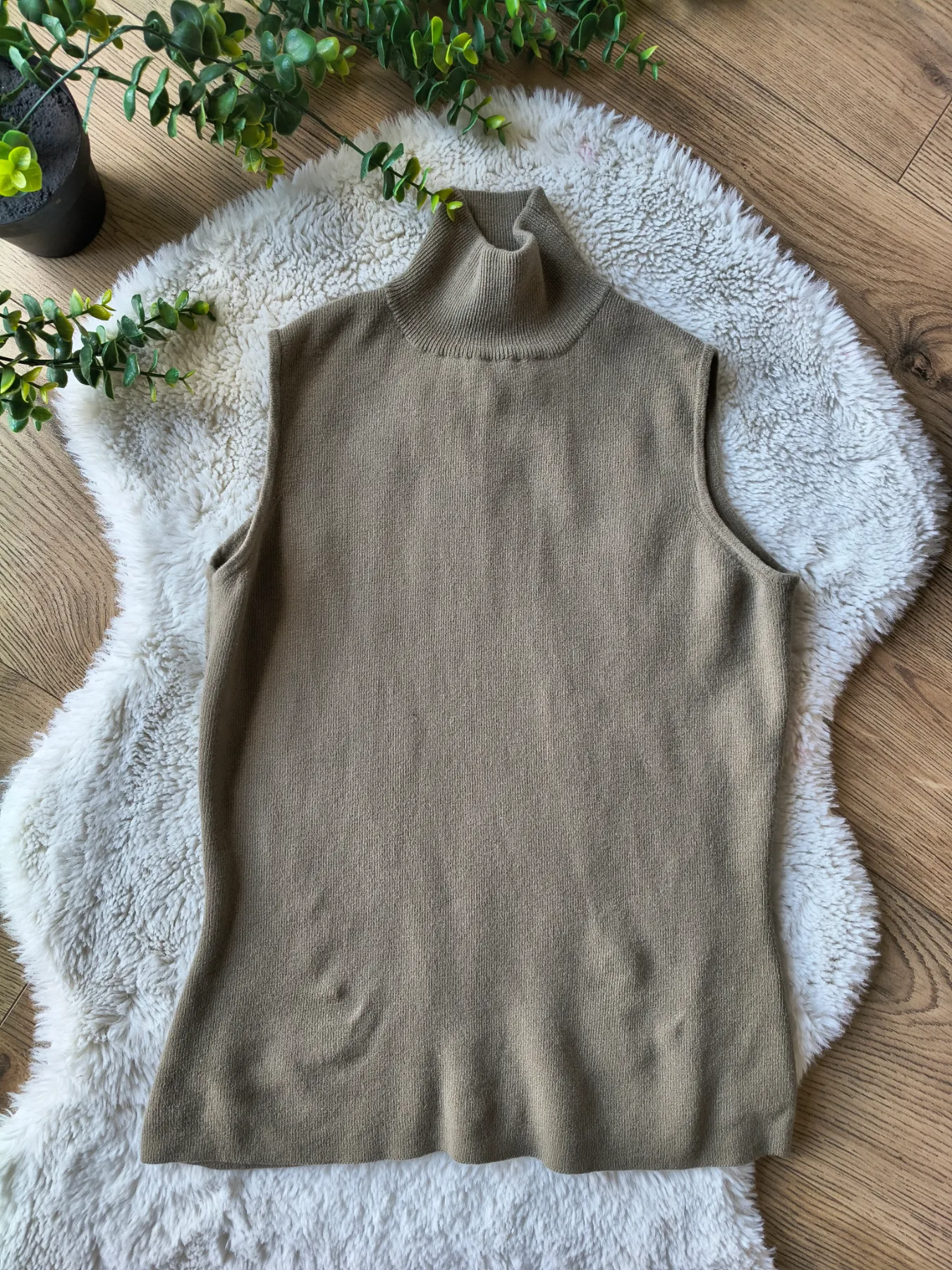 Precis petite womens sleeveless knit vest top khaki merino wool size M
