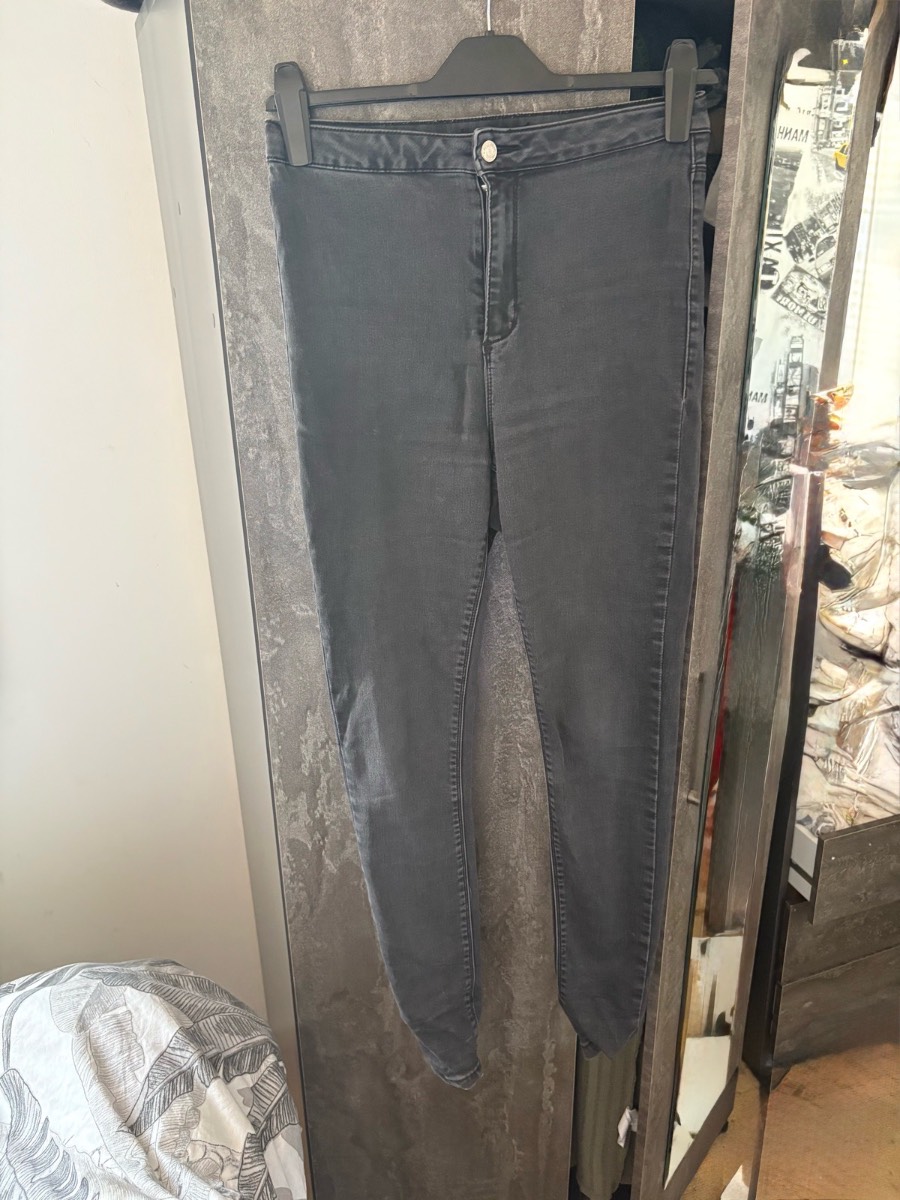 Black tall skinny jeans