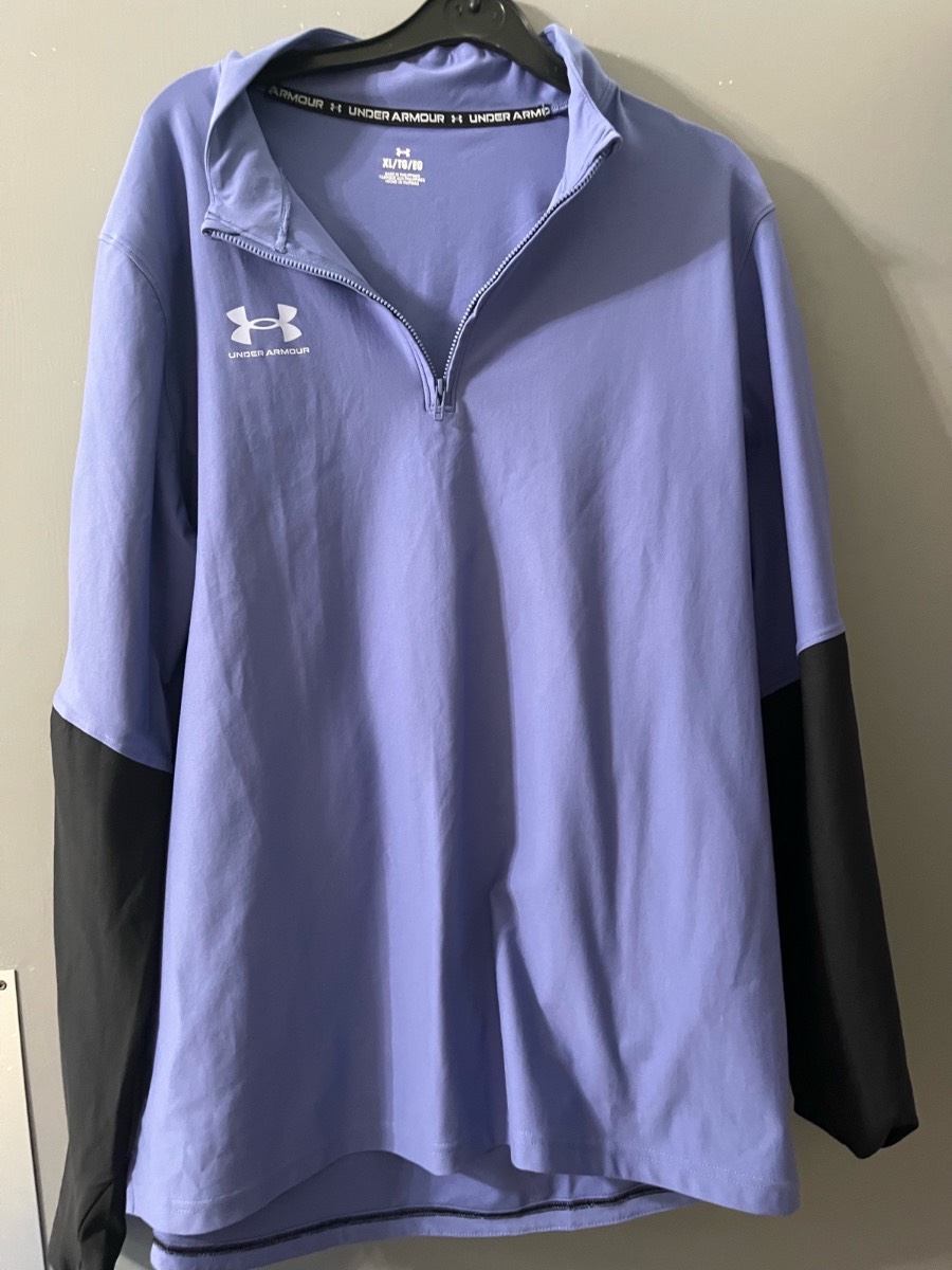 Under Armour Men’s 1/4 Zip Long Sleeve Performance Training Top Purple/Black XL