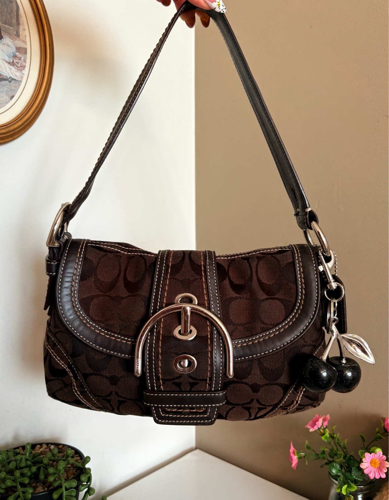Coach rare vintage chocolate brown soho buckle shoulder bag