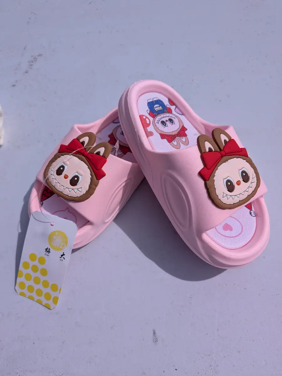 Child Labubu sliders