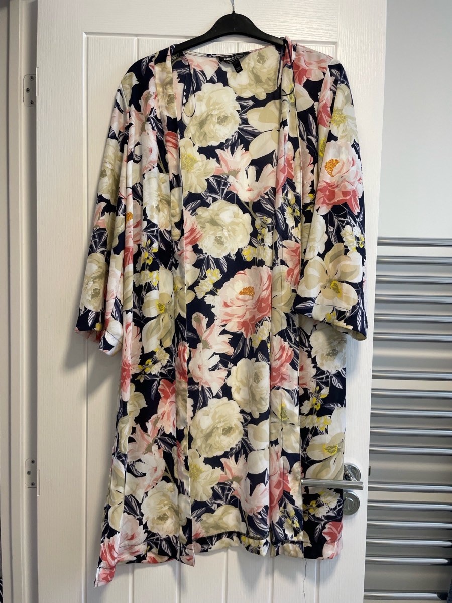 Dorothy Perkins beach kimono size medium