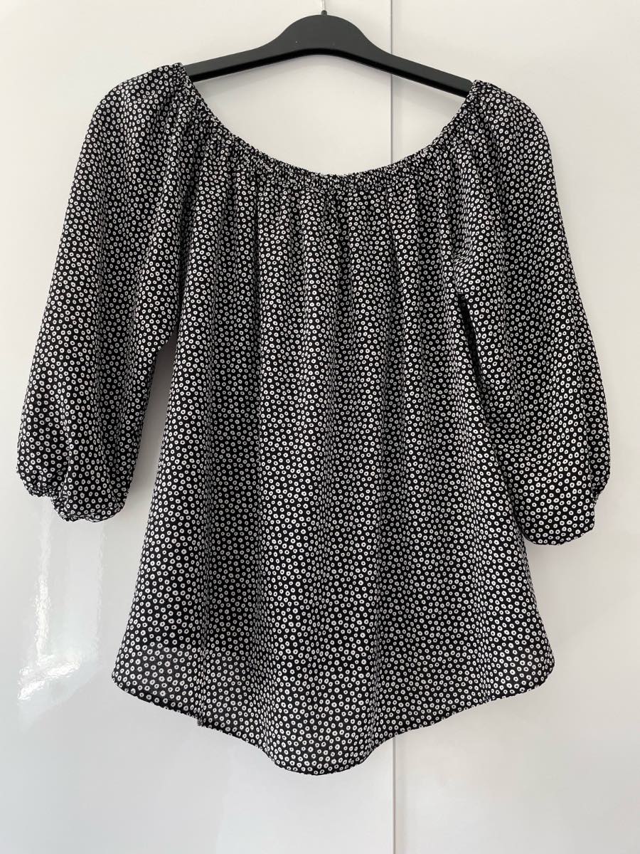 Miss Selfridge black and white patterned top size 8