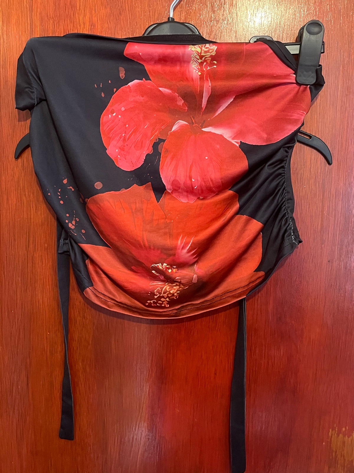 SHEIN Black Y2K Hibiscus Floral Print Halter Neck Tie Crop Top - Size M