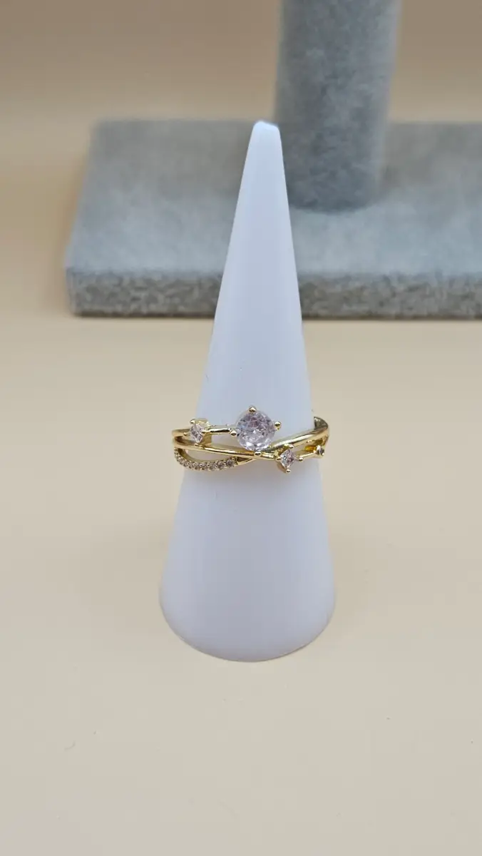 Elegant classic zircons gold tone adjustable ring
