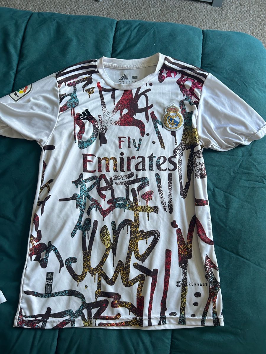Football top