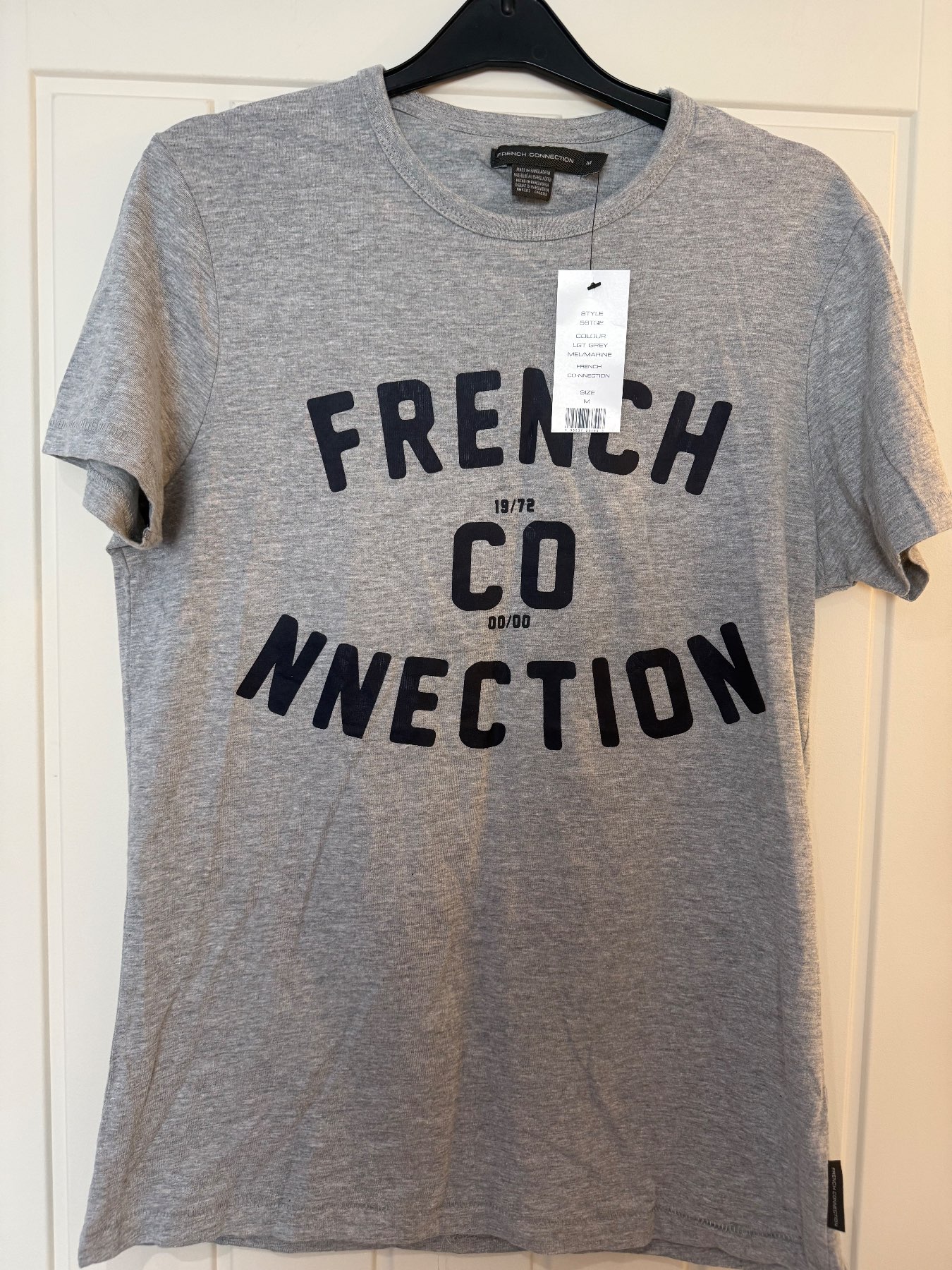 French Connection “French Connection” Grey Graphic T-Shirt – Size M – New with Tags