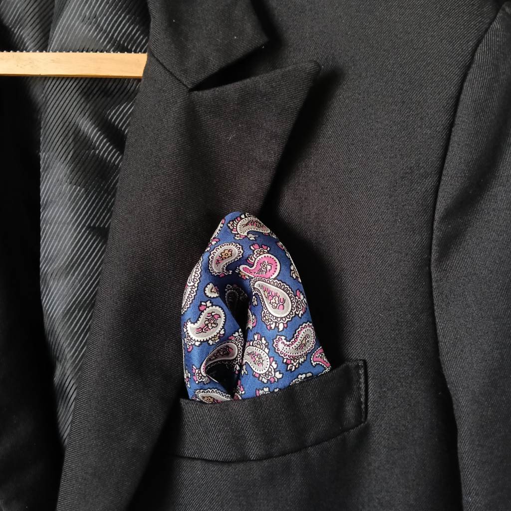 Pocket square handkerchief paisley Tie Rack 100% silk