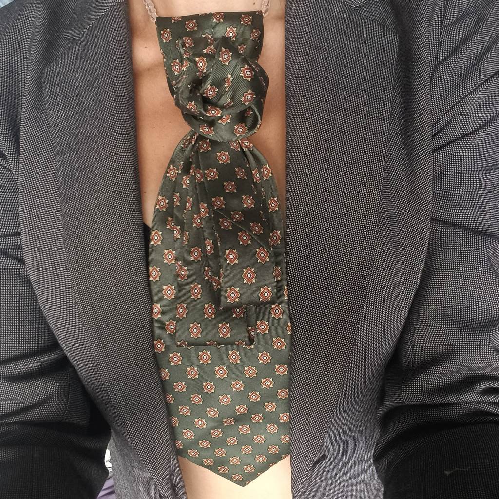 Neck tie necklace forest green Tie Rack 100% Silk