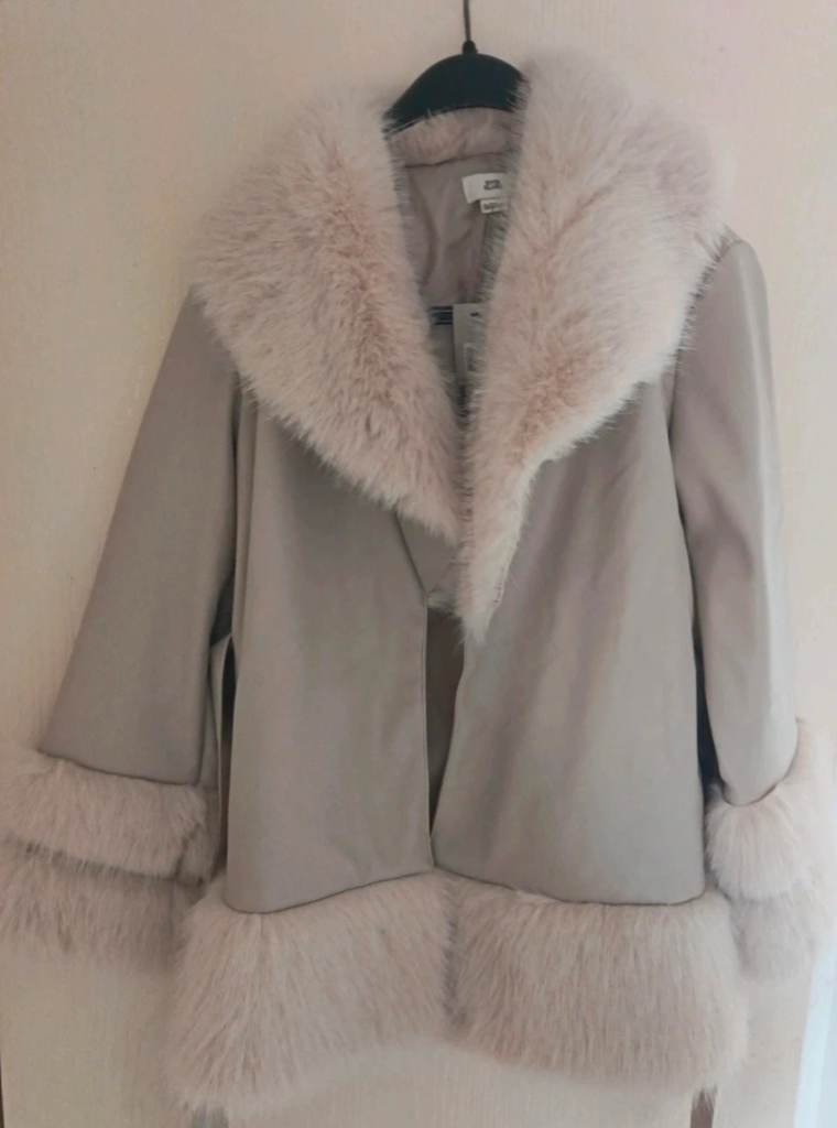 Girls River Island leather fur jacket age 9-10 years 9 years / 134 cm New with tags River Island