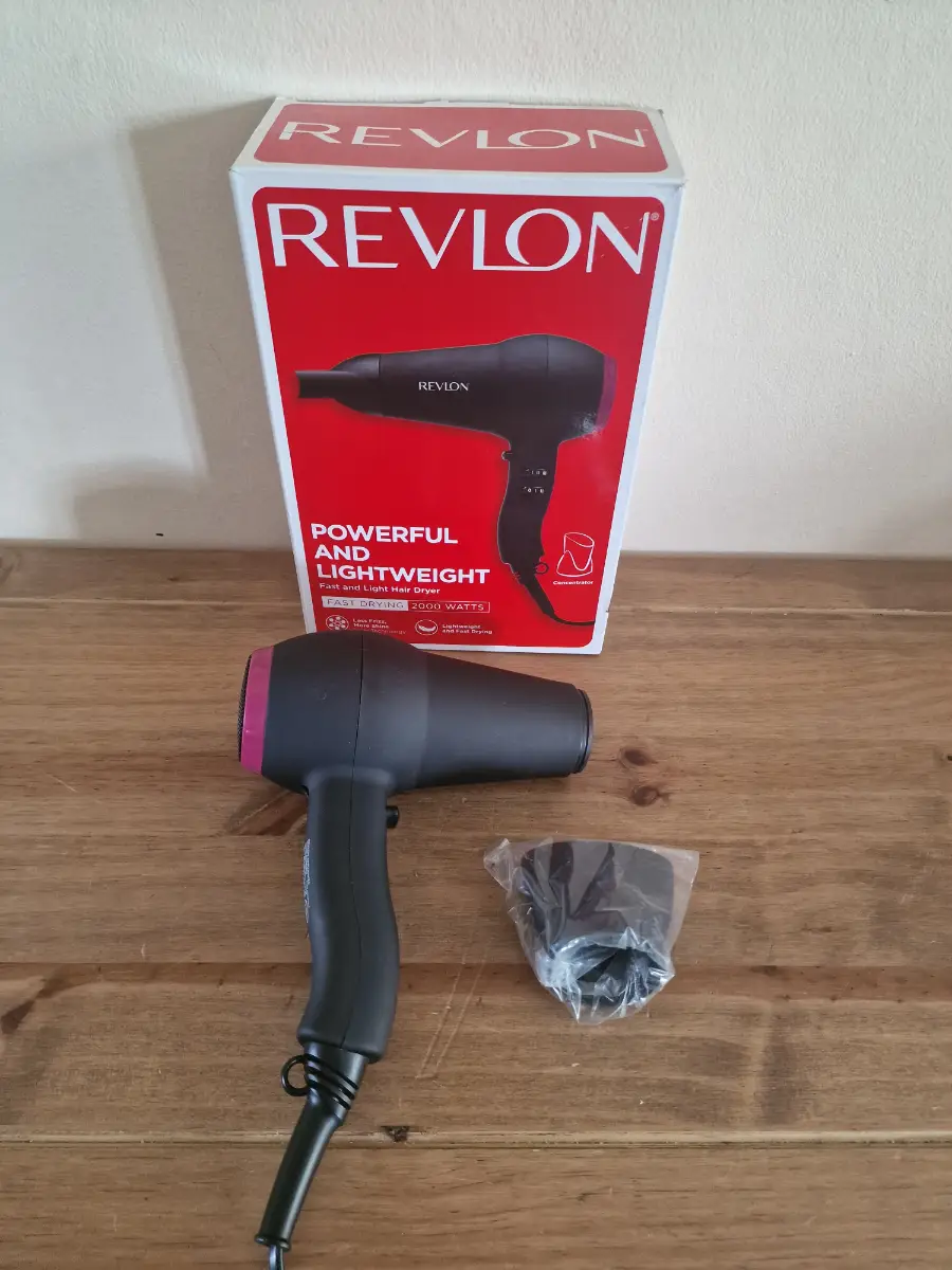 Revlon RVDR5823 Fast & Light Hair Dryer 2000W - Black/Pink Boxed