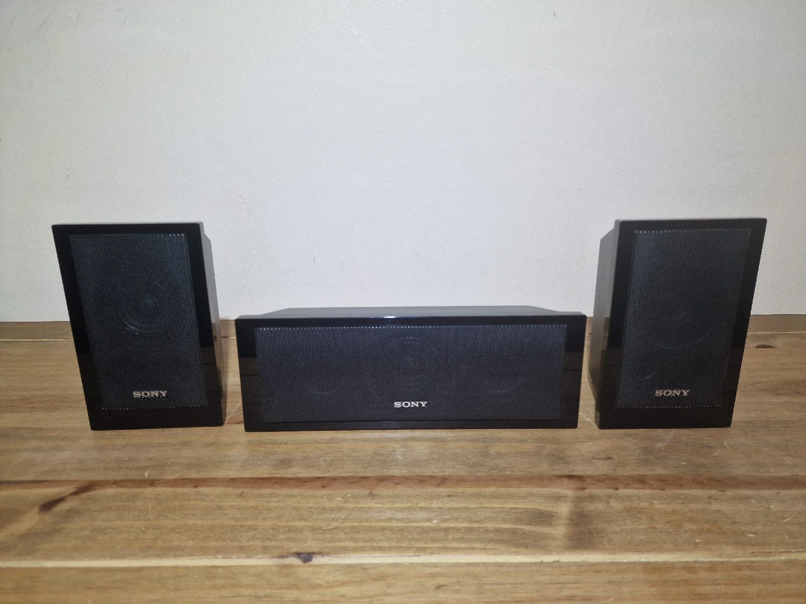 Sony Home Theater Speakers Set (3 Speakers) - Untested / Spares & Repairs
