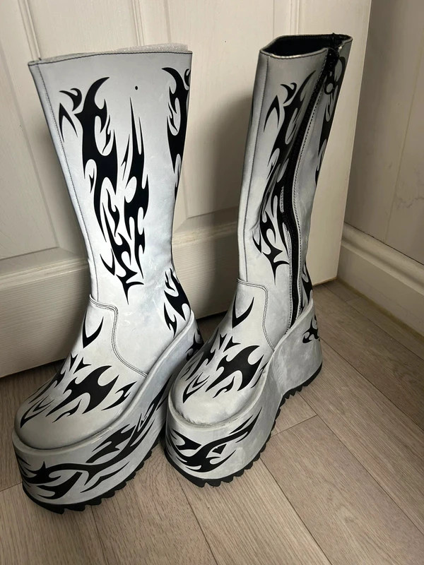 Dolls kill light reflective platform boots size 5