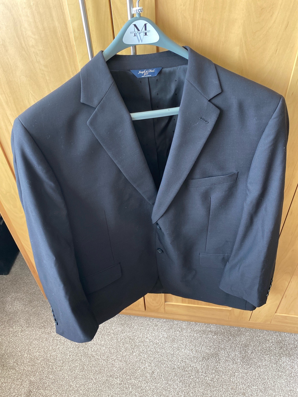 Joseph & Feiss Black Men’s Blazer, size 48”, short