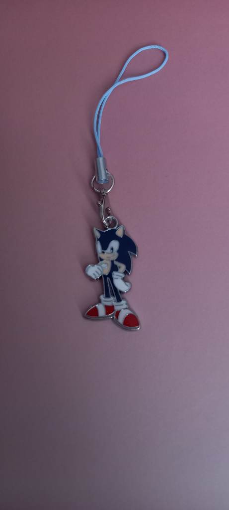 Sonic the hedgehog phone charm