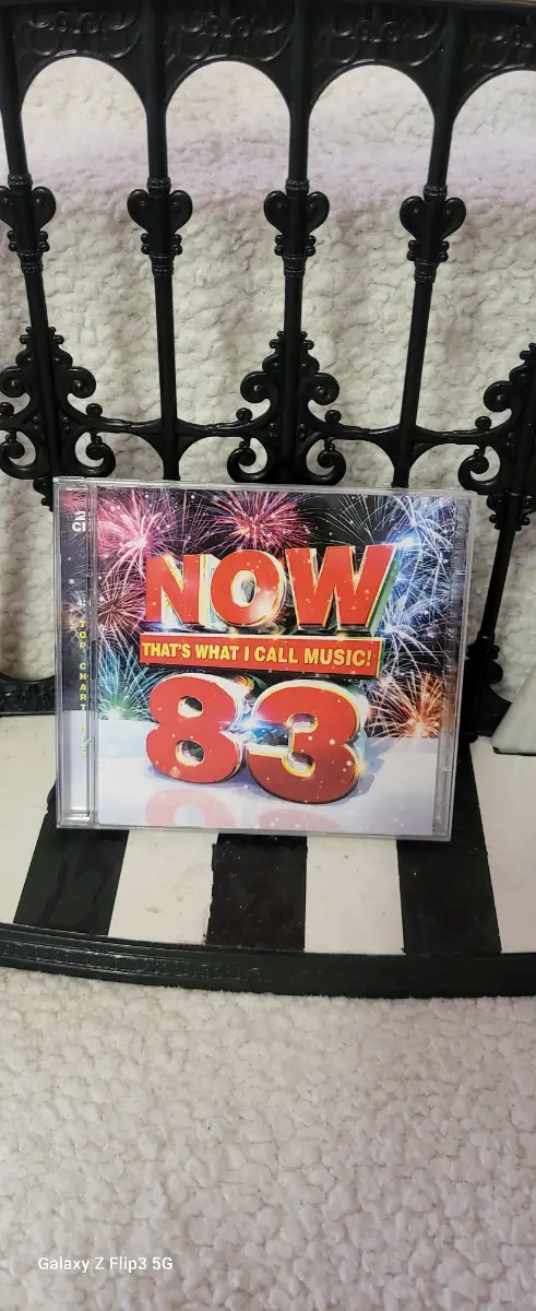 Now That's What I Call Music 83 CD