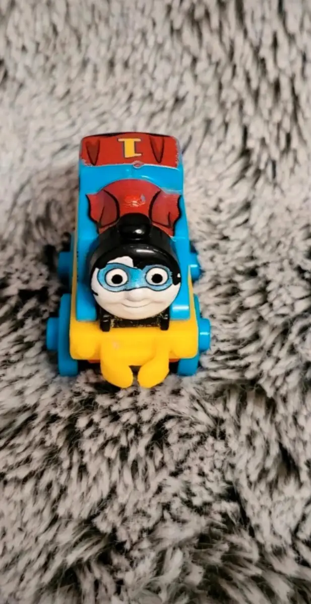 Thomas The Tank Engine Minis Superhero Thomas