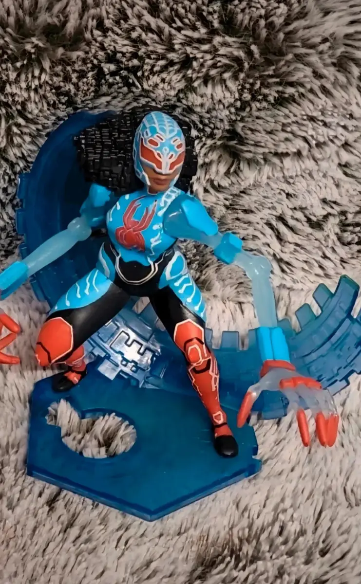 Marvel Spiderman Scarlet Byte Figure