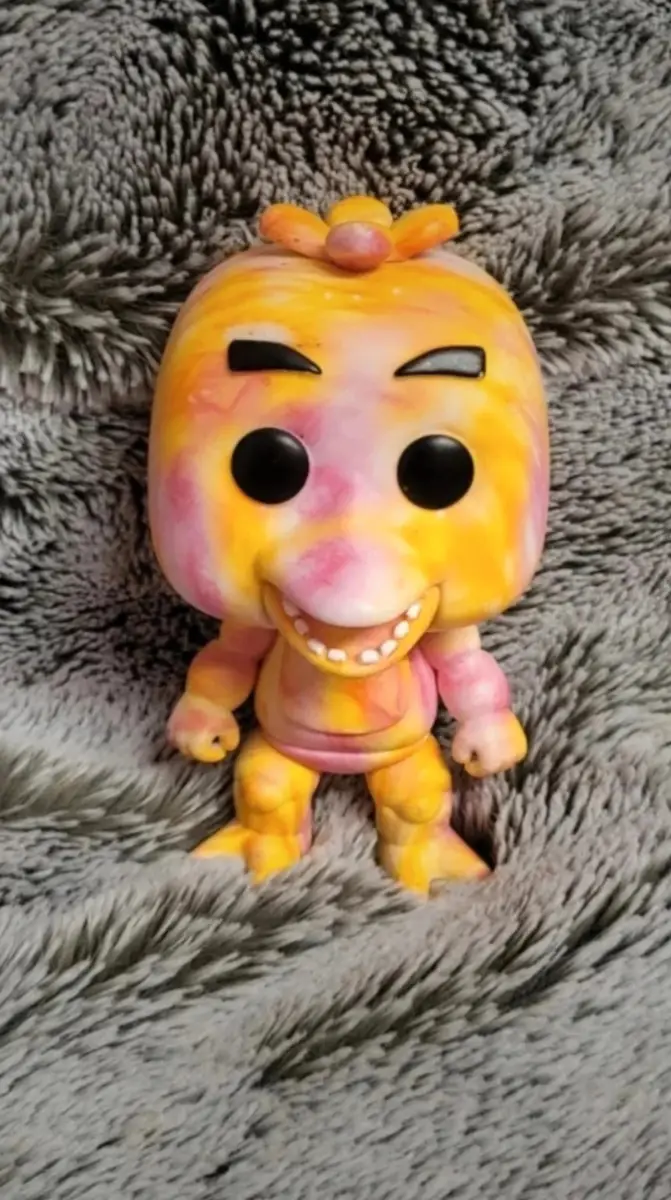 Five Nights At Freddy's Chica Pop Vinyl Figure