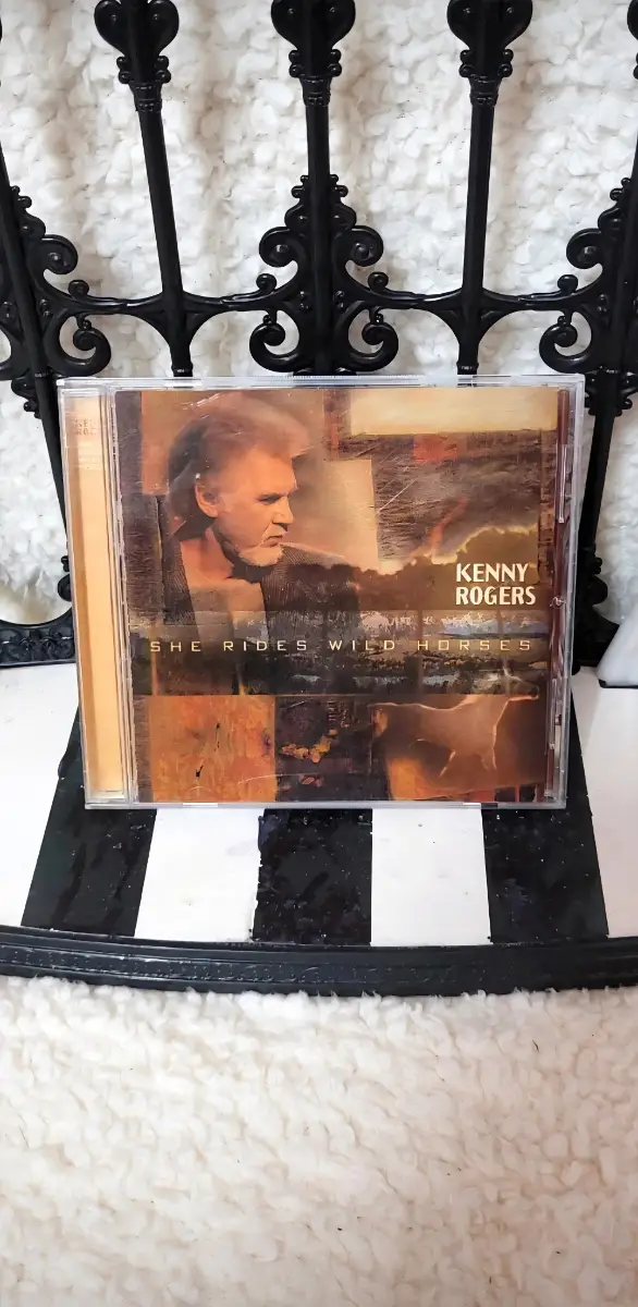 Kenny Rogers She Rides Wild Horses CD