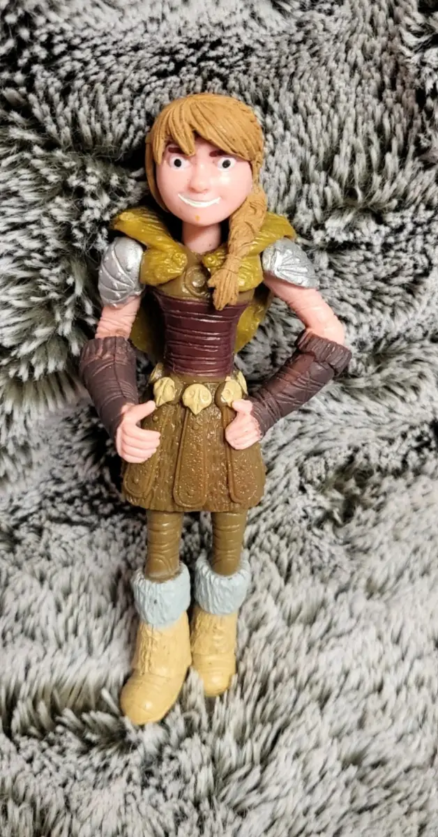 How To Train Your Dragon Astrid Hofferson Figure