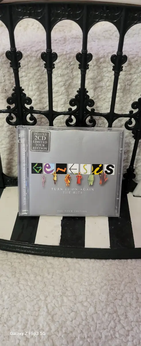 Genesis Turn It On Again CD