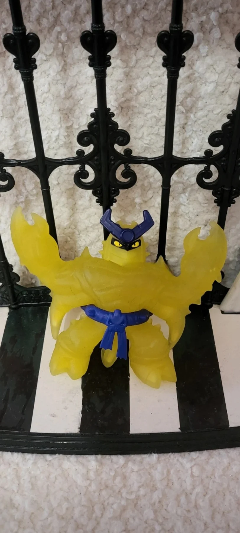 Goo Jit Zu Scorpius Figure