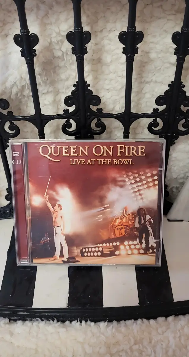 Queen On Fire Live At The Bowl CD