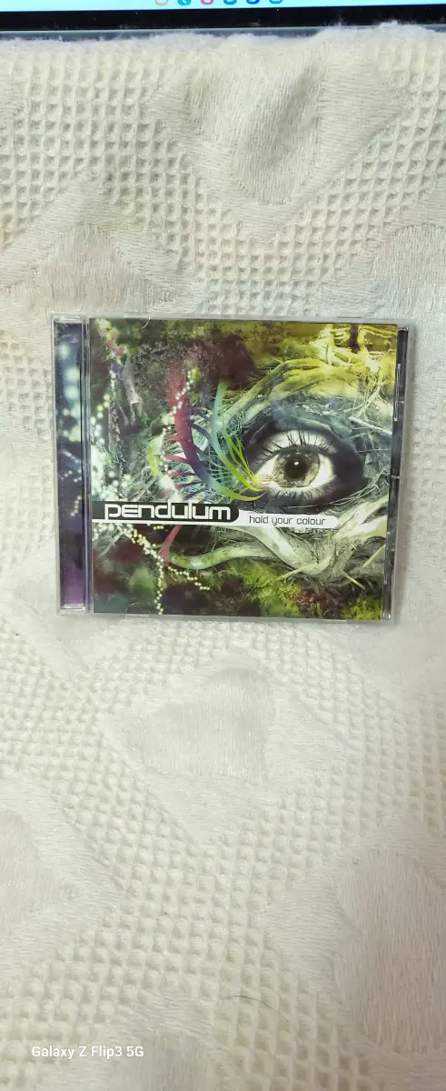 Pendulum Hold Your Colour CD