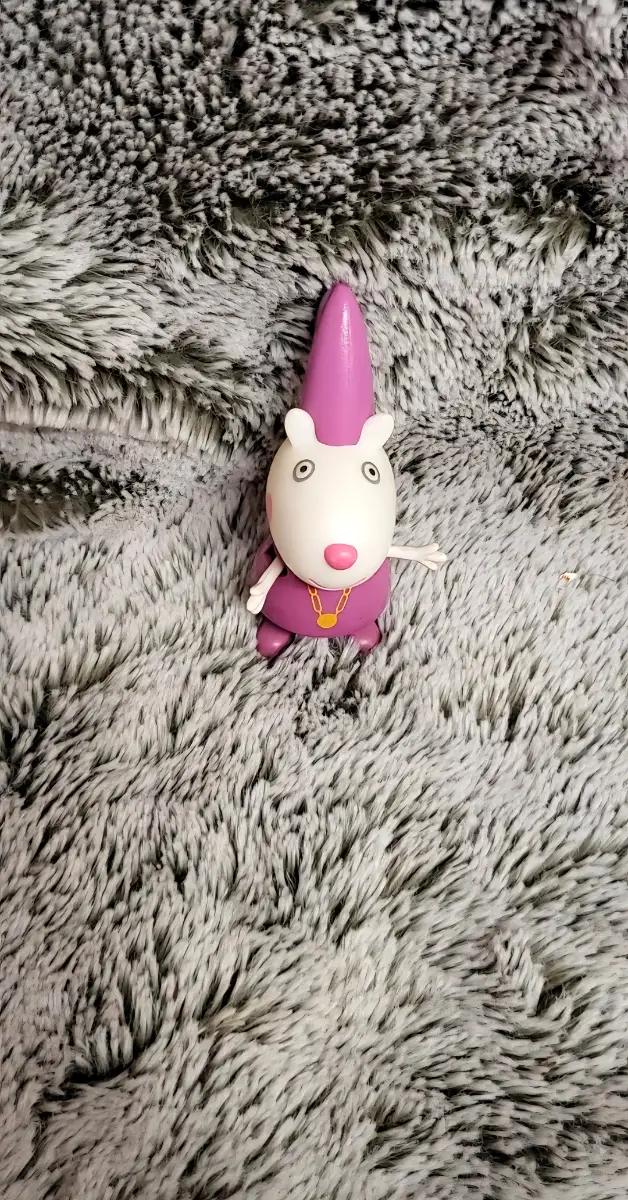 Peppa Pig Suzy Sheep Figure