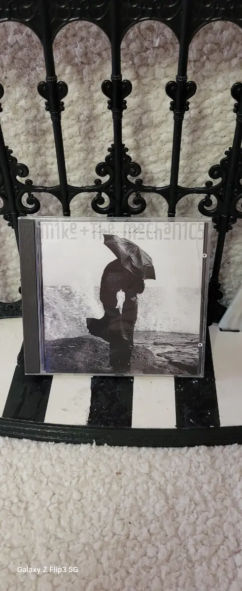 Mike And The Mechanics Living Years CD