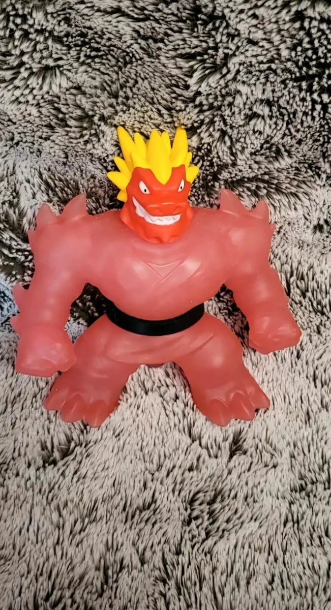 Goo Jit Zu Blazagon Figure