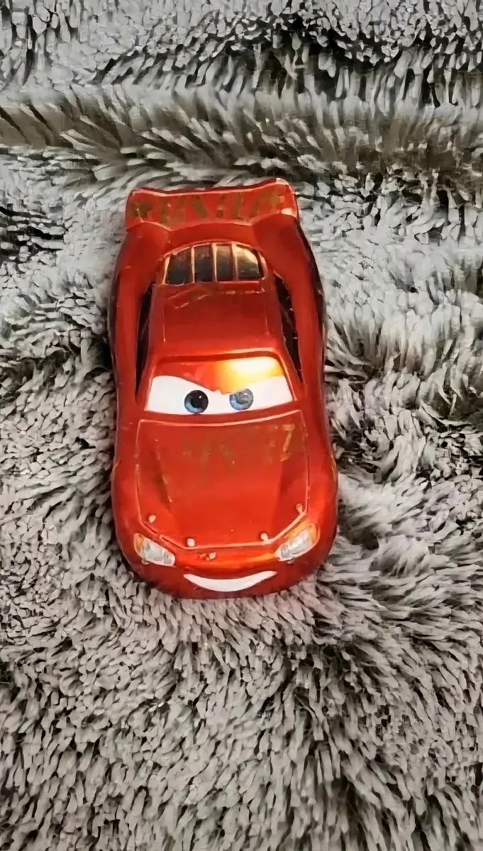 Disney Cars Lightning Mcqueen Rust Eze