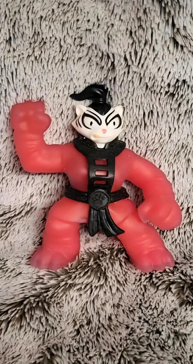 Goo Jit Zu Shifters Bengal Figure