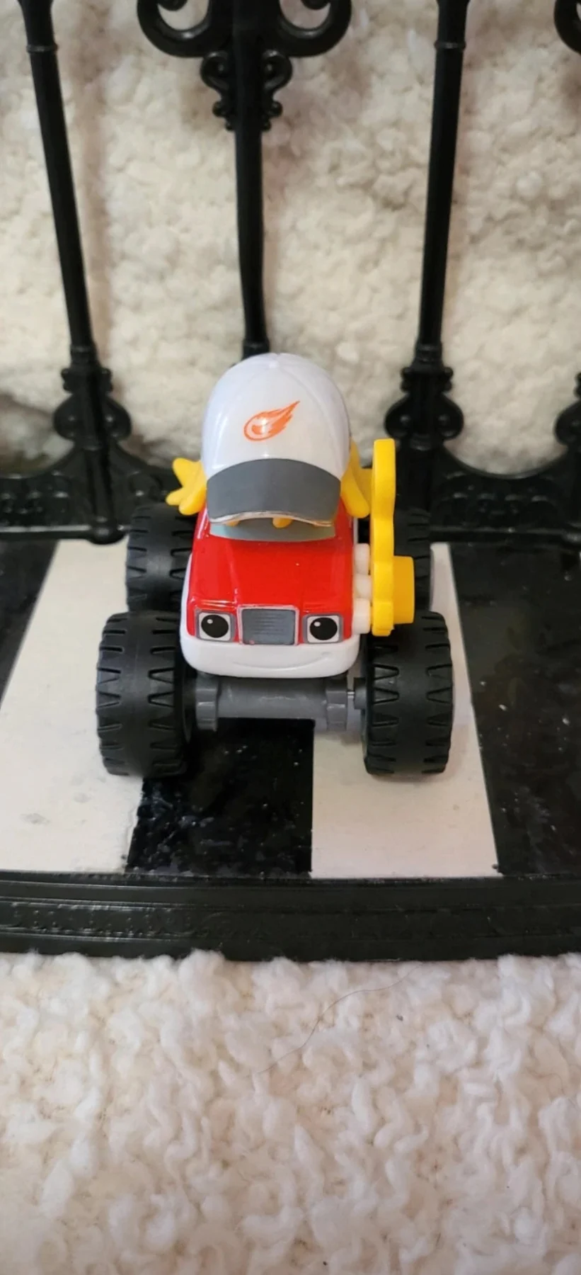 Blaze And The Monster Machines Joe Truck