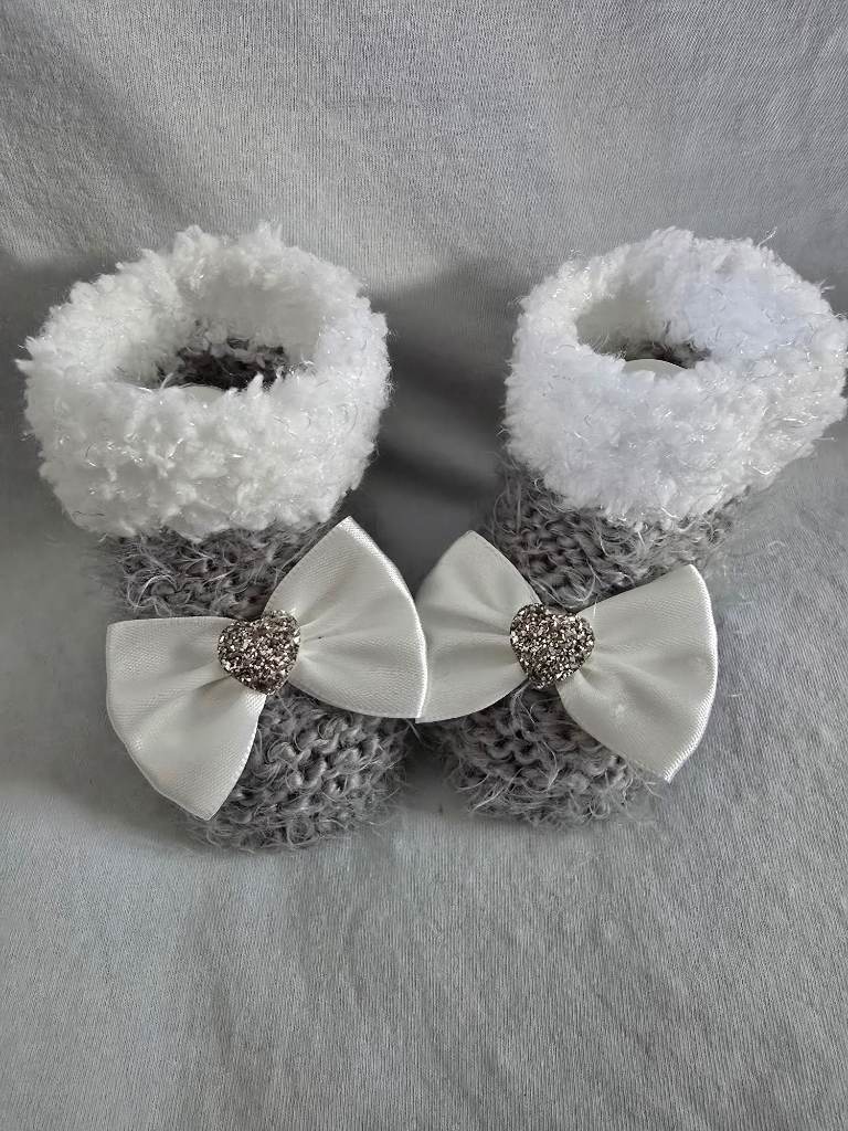 Handmade knitted baby booties 0-3Months