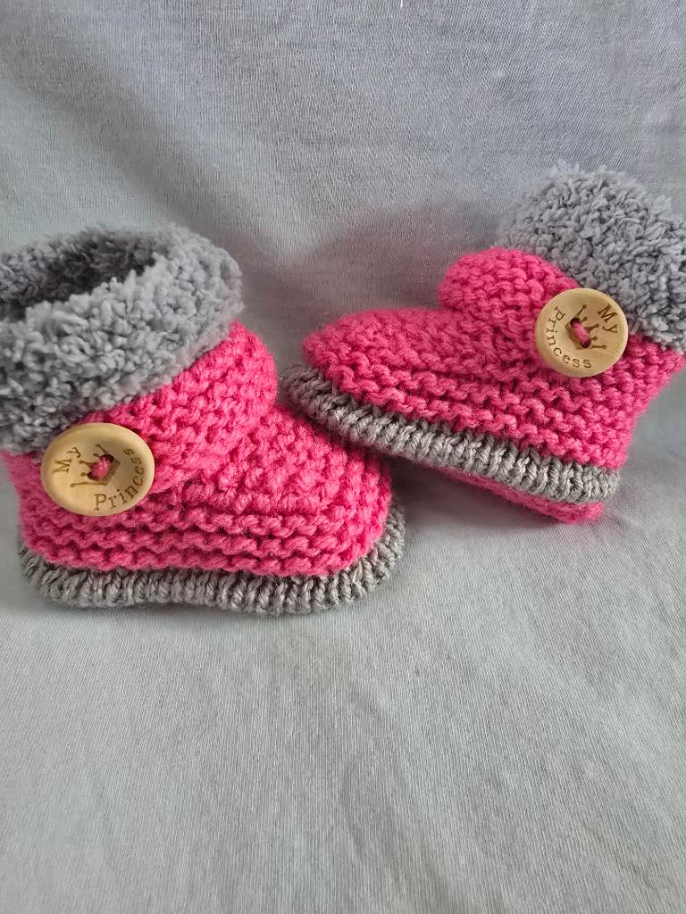 Handmade knitted baby girl booties 0-3Months