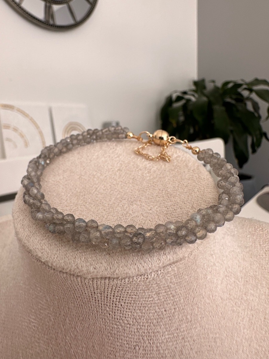 Labradorite gemstone bracelet