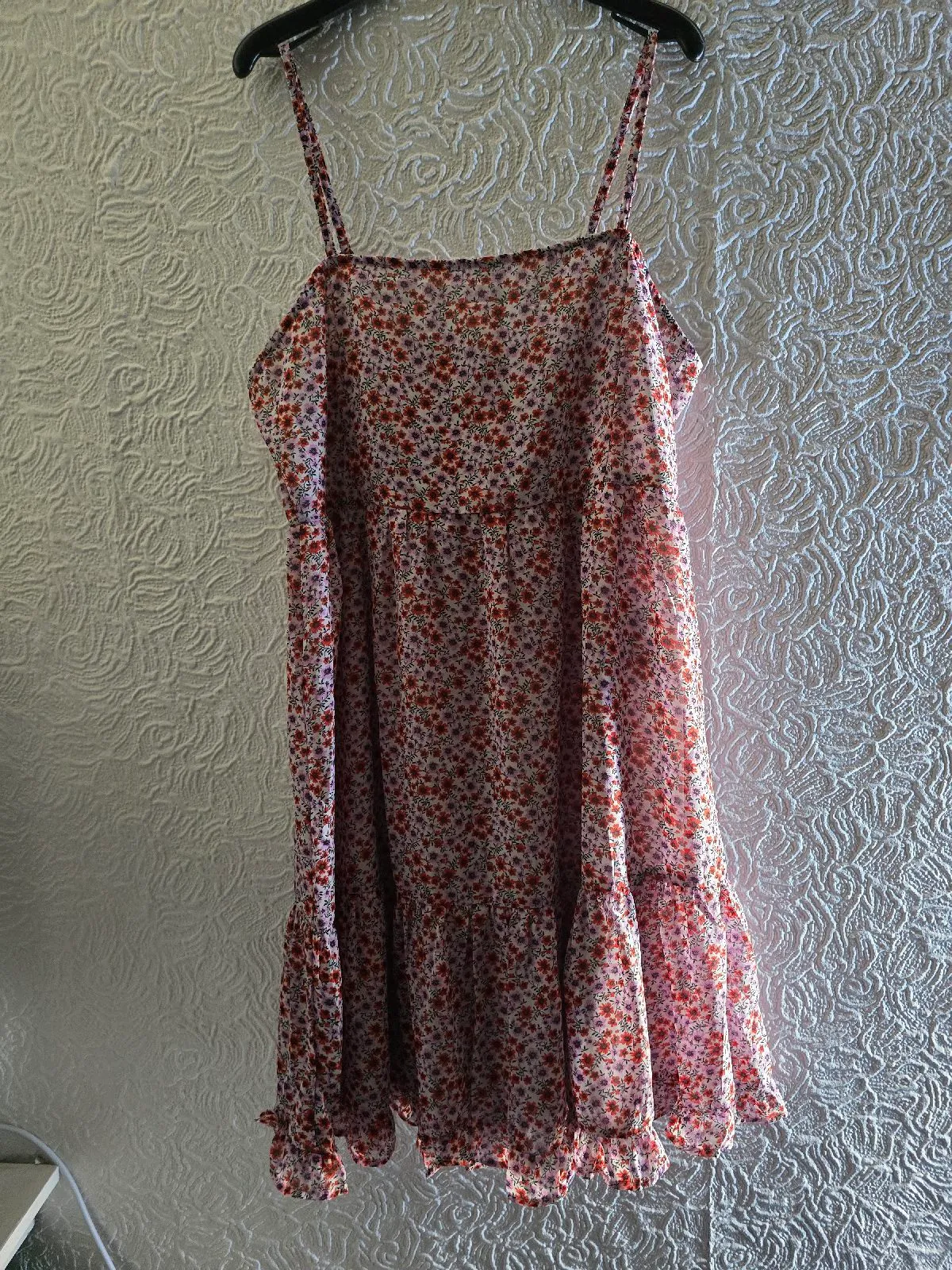 🌸 ONLY Ditsy Floral Dress — Size L